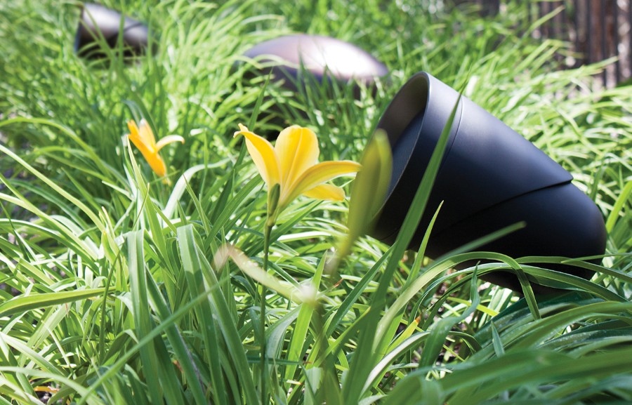 Improve Outdoor Entertainment With a Distributed Speaker System
